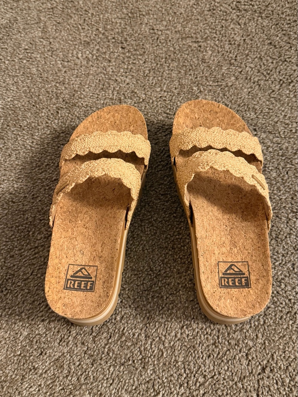 Reef 'Cushion Vista Higher' Platform Slide Sandals - Size 6 (Womans) - Picture 6 of 9